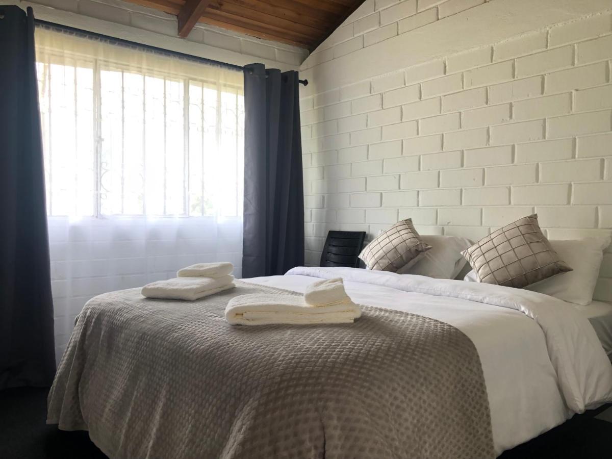 High-End Holiday Cabin - Tungurahua Hot Springs Baños Exteriör bild