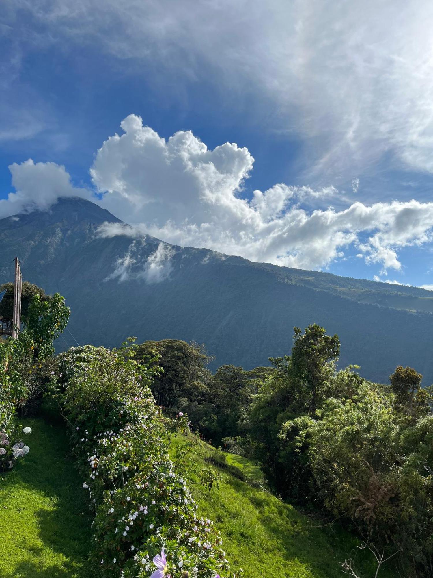 High-End Holiday Cabin - Tungurahua Hot Springs Baños Exteriör bild